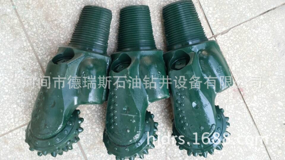 德瑞斯长期供应各种型号尺寸215.9mm牙轮掌子用于水井