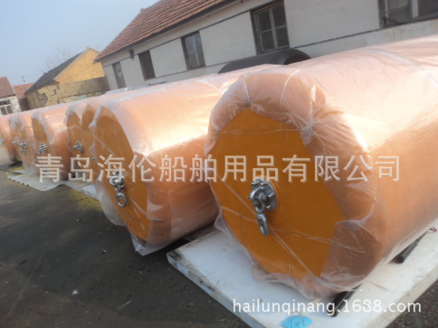 供应新型橡胶充气护舷，海伦聚氨酯EVA护舷 碰垫（672图）防撞设