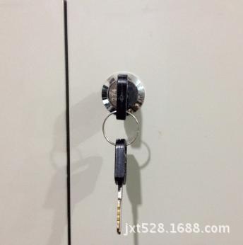 鋼製十二門鞋櫃