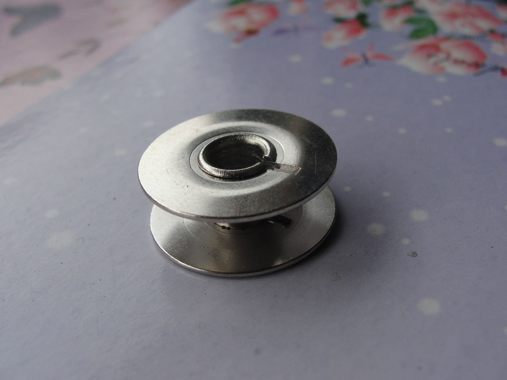 适用于PFAFF/百福缝纫机梭芯线芯底线芯绕线芯铁梭芯缝纫机线芯