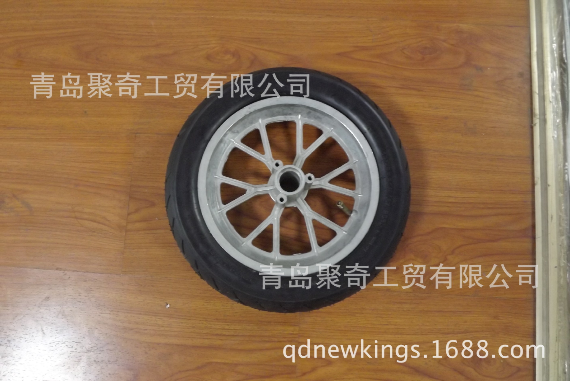 厂家大量批发：12寸铝合金轮 橡胶充气轮  自行车拖车轮 工具车轮