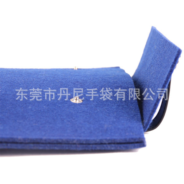 1728121444_2113283876