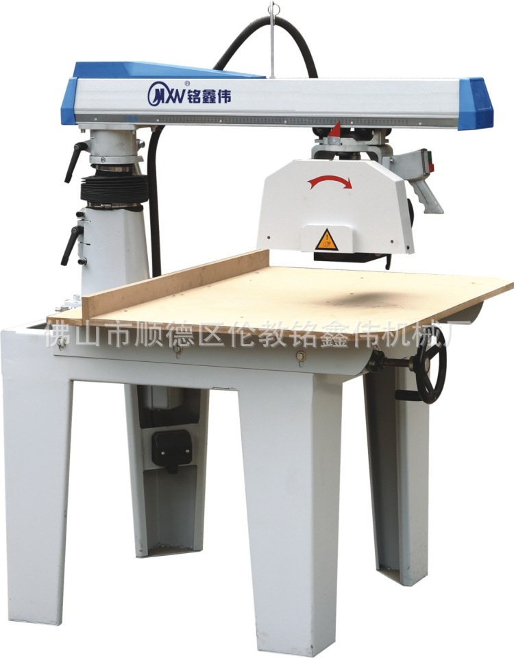 专业生产 小型木工锯床 优质木工断料锯床