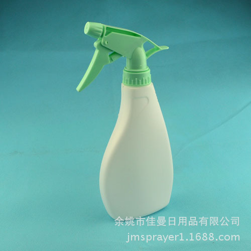  PE喷雾瓶 威猛样式喷雾瓶500ml批发