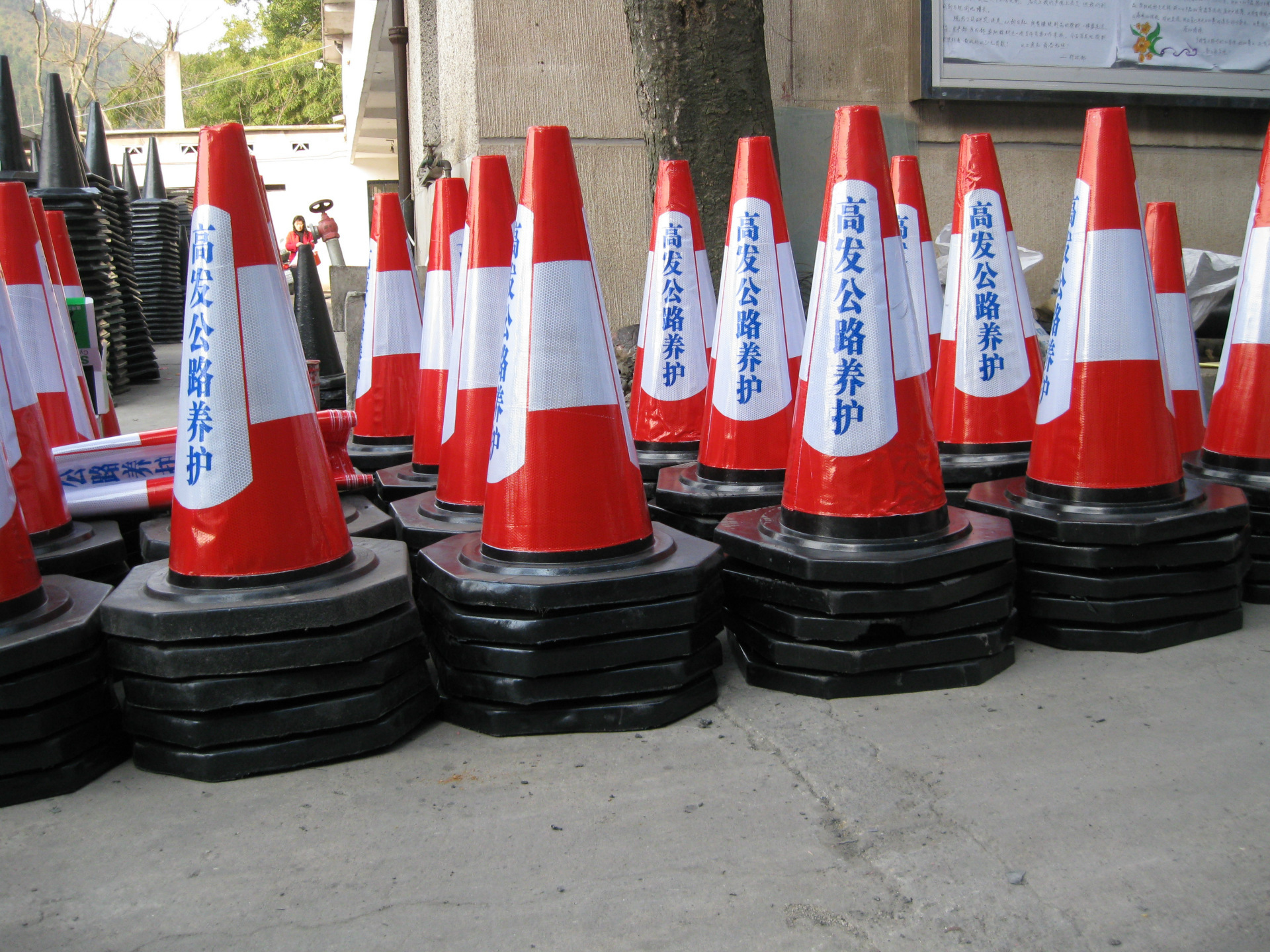 28寸 70公分重型路锥 北方高速 大风吹不到路障 高速分道