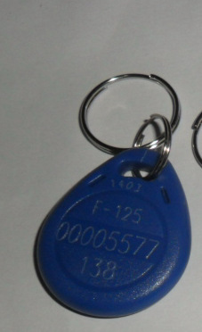 穿防火墙5577芯片空白扣卡门RFID门禁烤贝卡读写卡ID卡