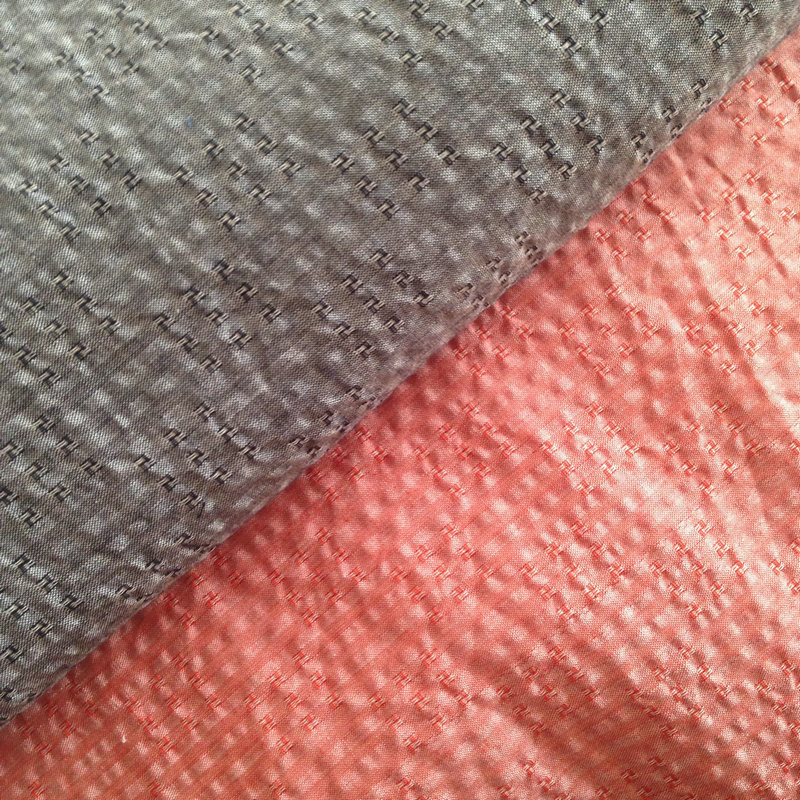 厂家供应 涤棉提花布 小批量服装面料  服装面料批发