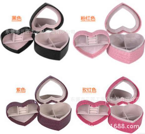 2025年厂家直供专业订/制新款纯色心形首饰盒 仿蛇皮纹珠宝收纳盒