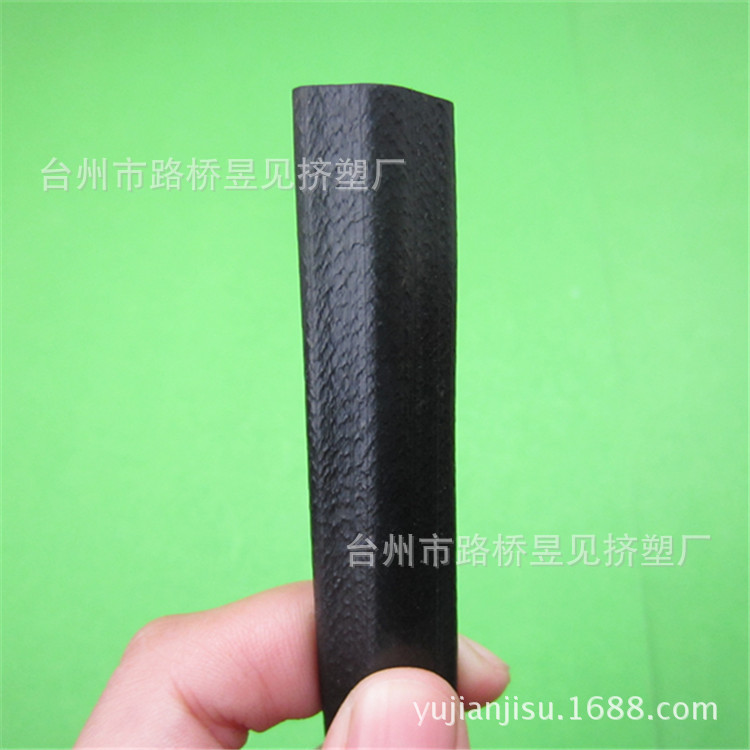 Productos de extrusión de plástico PVC suave tira de plástico sellado de bandas de borde Perfil de PVC Procesamiento de extrusión