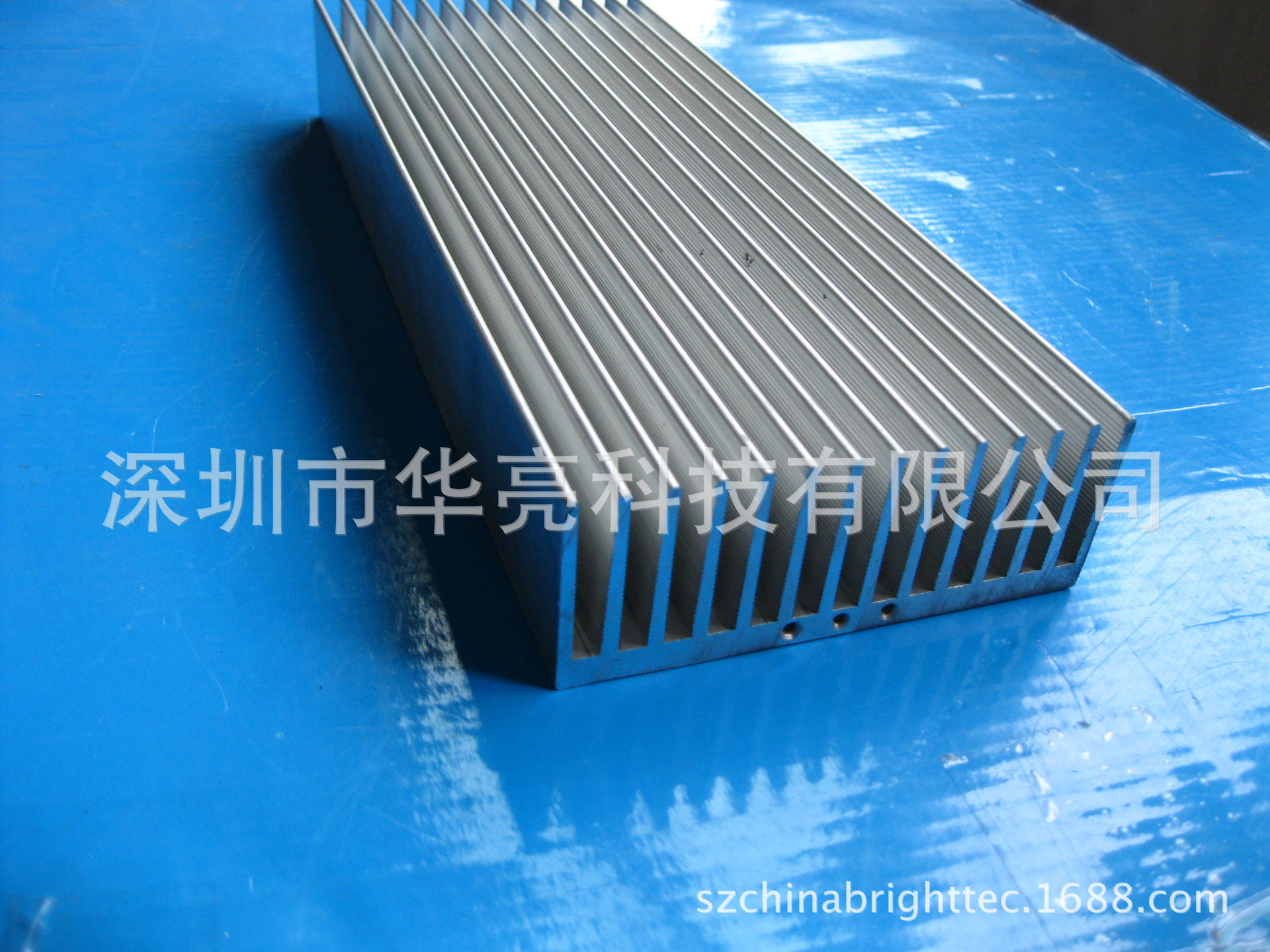 LED路灯，洗墙灯，舞台灯散热器50W/60W/70W/80W/90W/100W