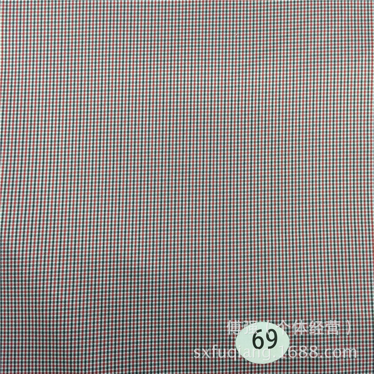 现货供应 全涤高密色织格子布 羽绒服棉衣面料 50D仿记忆
