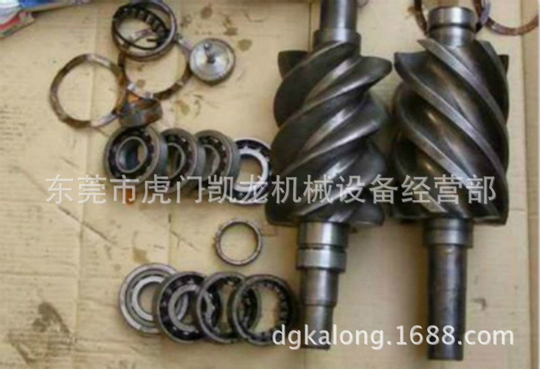 空壓機維修現場(900750)