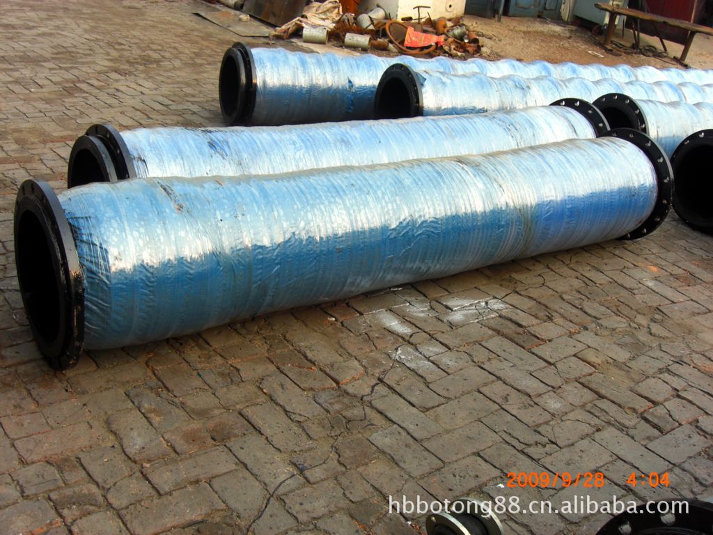 供应大口径法兰式排吸胶管 优质吸沙胶管