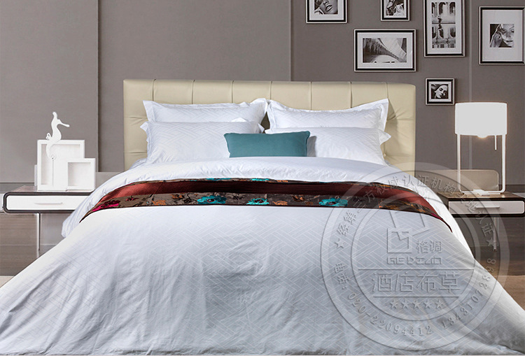 013白色菱之花酒店床品-2750