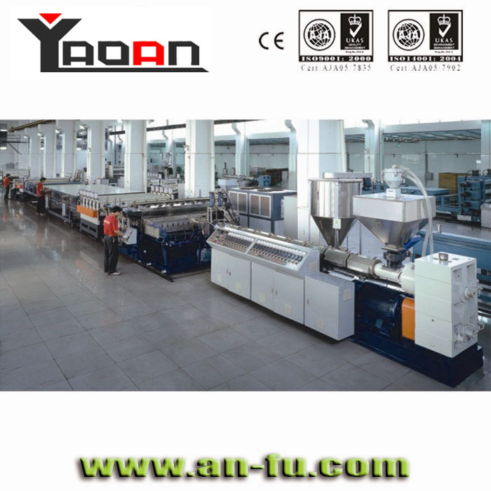 供应pp中空板押出设备 pc中空格子板挤出生产线 欢迎来电咨询