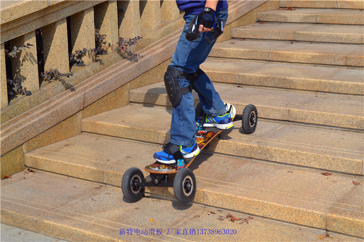 电动无线遥控滑板 越野滑板锂电电动滑板 7档调节 abs刹车|ru