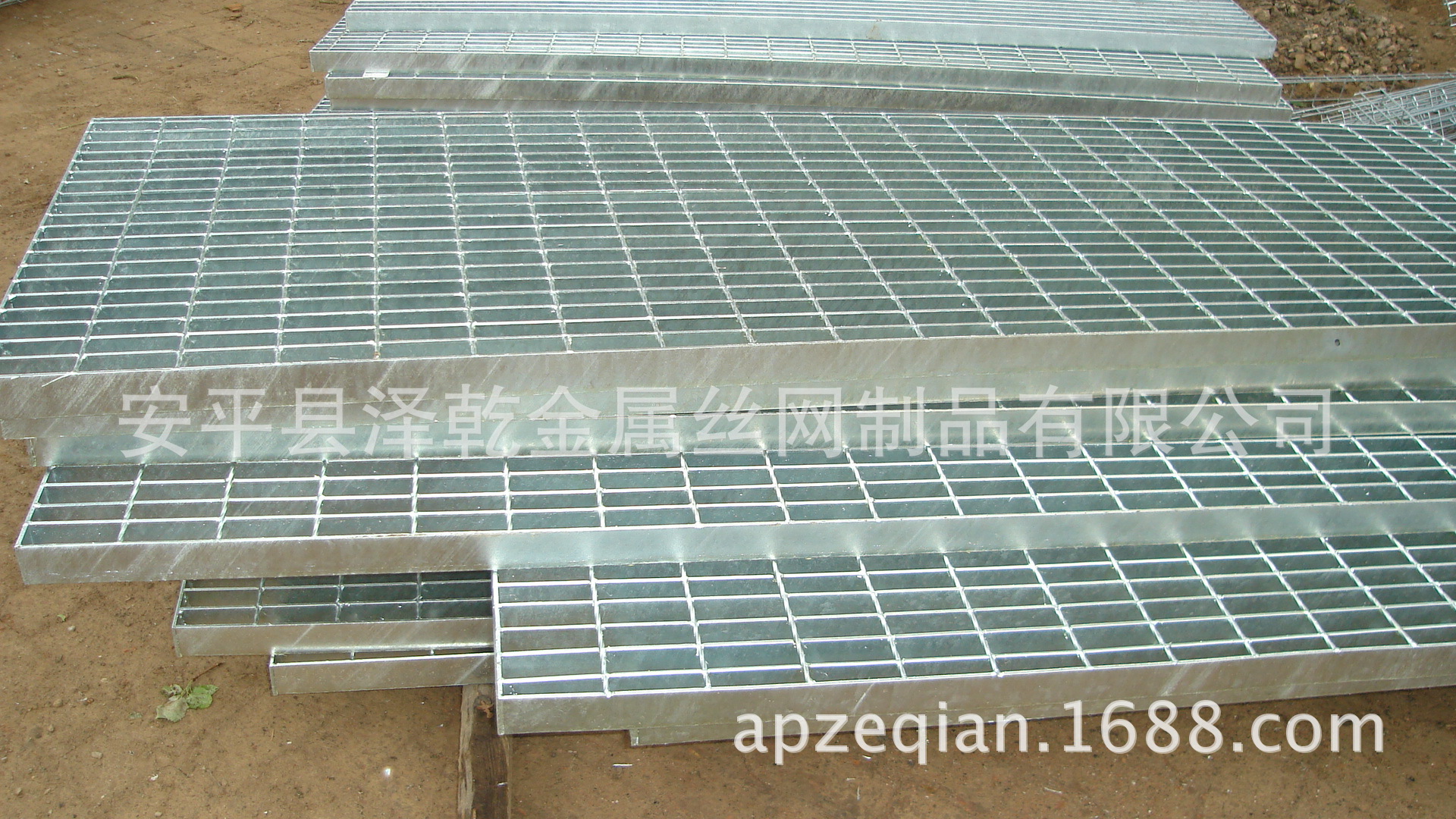 异型钢格板来样加工 I型钢格板 插接钢格板 齿形防滑钢格板