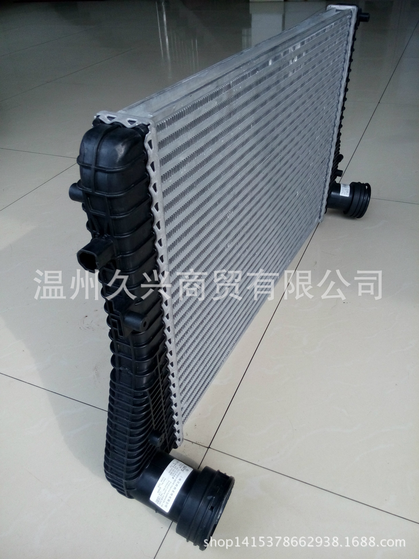 奧迪A3中冷器 (2)