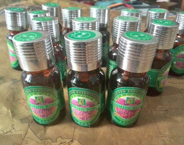 汽车香水补充液添加剂车用香水瓶补充液汽车用品厂家直10ML赠品