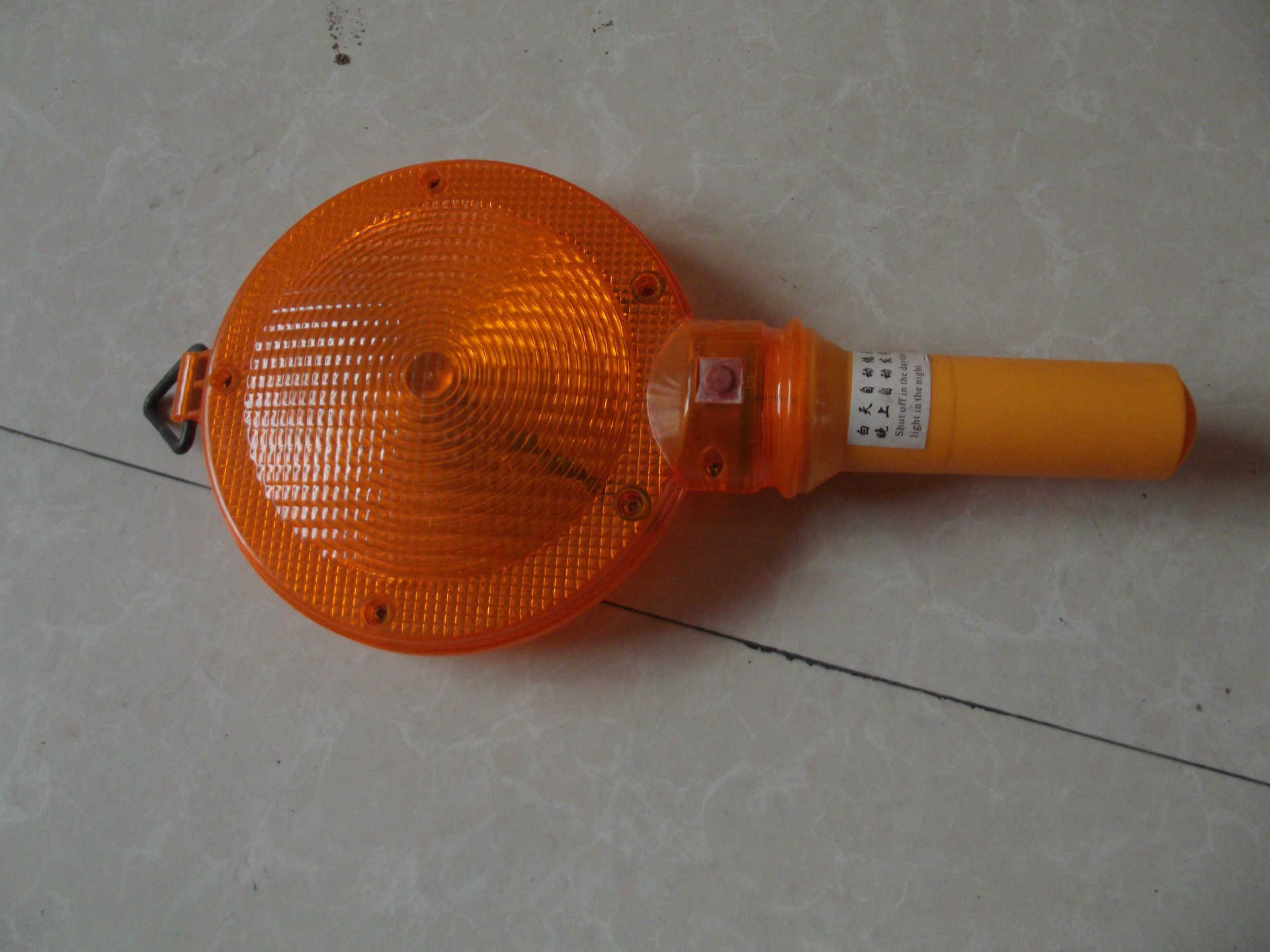 厂家供应交通路障灯 交通信号灯 手拿大饼灯 路障等交通设施产品