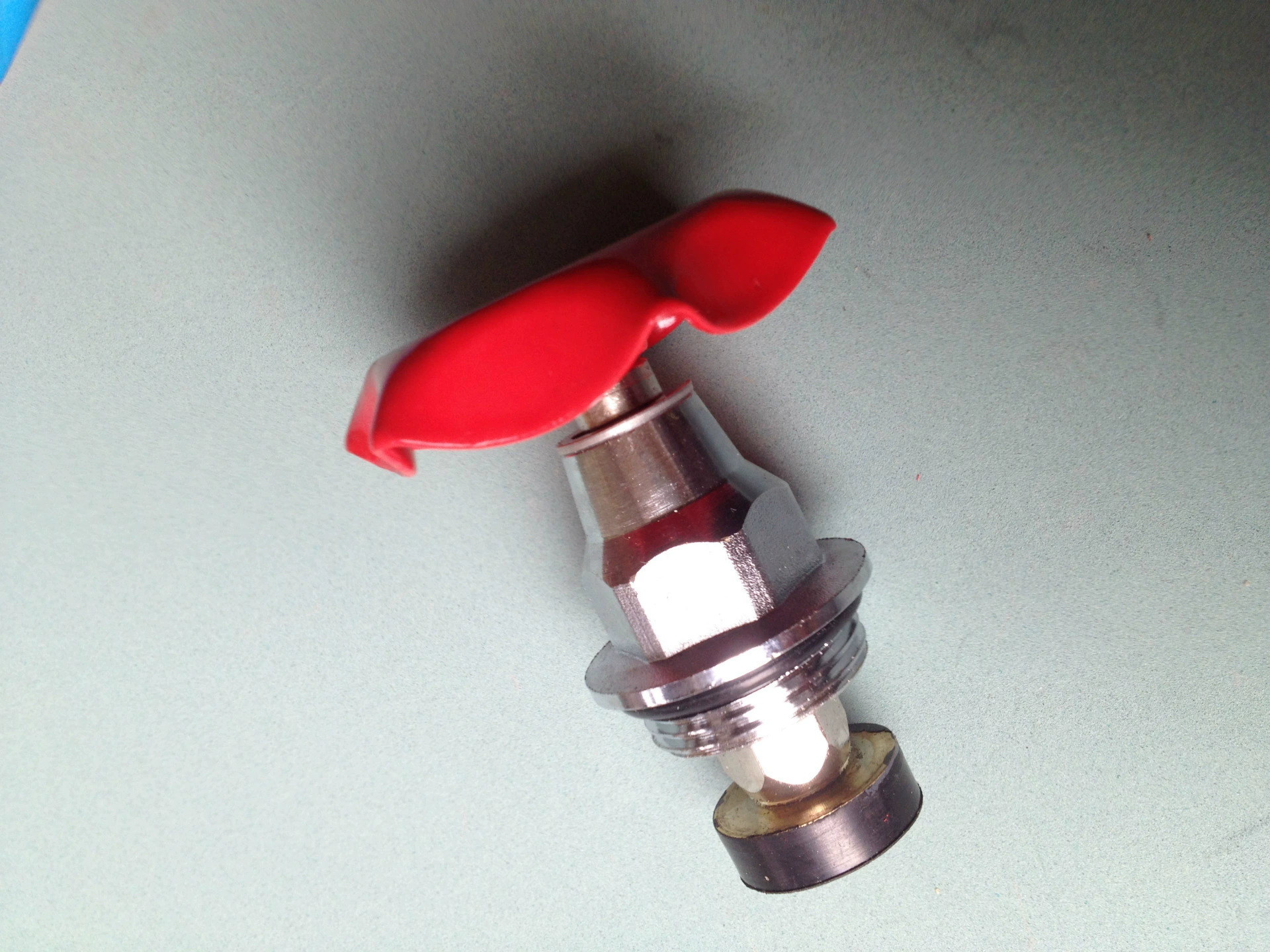 Запорный клапан сердечник клапана