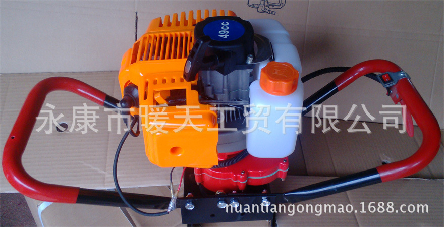 （厂家直供）49CC新款地钻种植机，二冲汽油机直齿传动打洞机