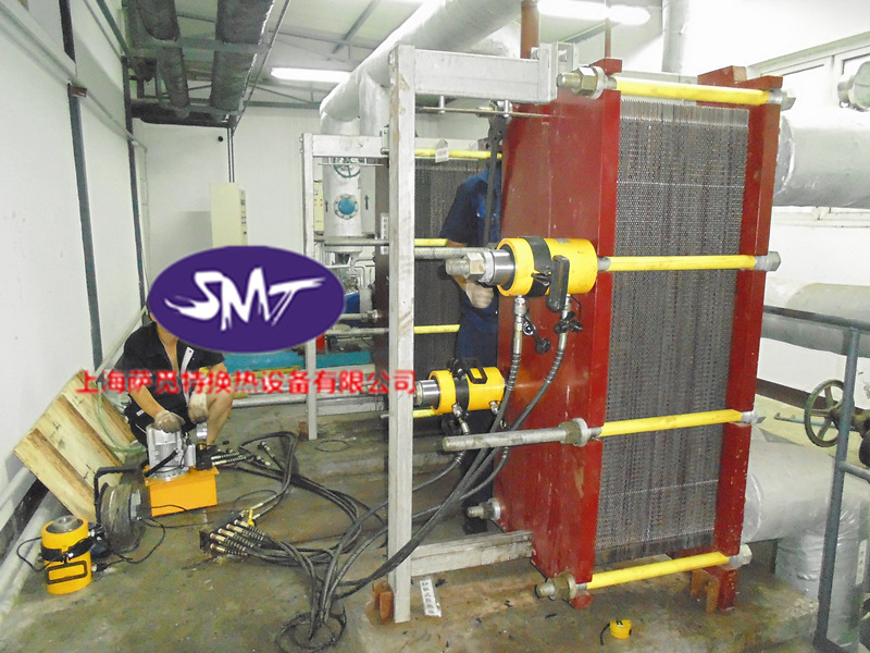 蒸汽板式换热器GX51清洗维护/汽水板式换热器清洗GC51