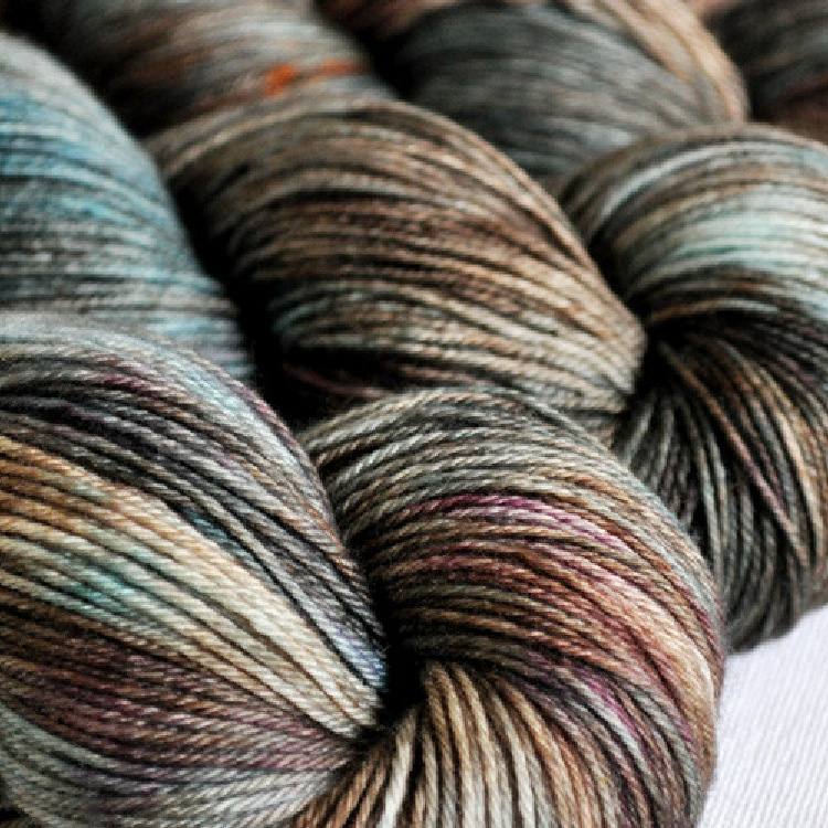 10%山羊绒90%羊毛线批发 棒针线手编羊绒线厂家定制 粗毛线加工