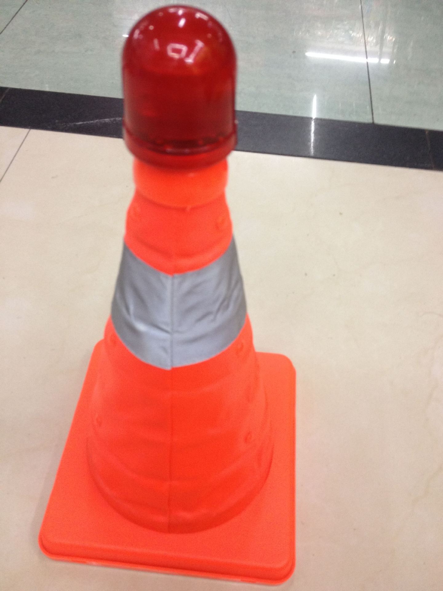 反光伸缩路锥  路障