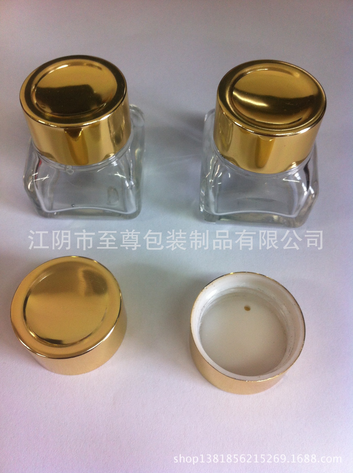 厂家28牙小方瓶电化铝盖 化妆品铝盖 玻璃瓶盖 刻凹铝盖 眼霜盖  