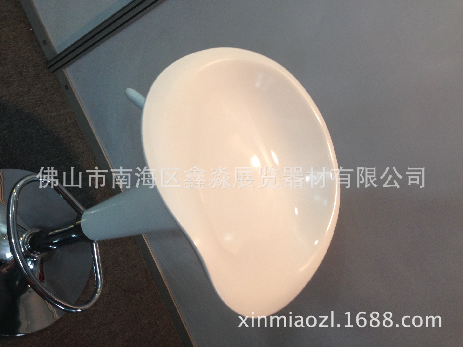 չ̨���� ��ɫ��̨�� ��չר�ð��� ���ϵ��̾ư����ϰ�̨������