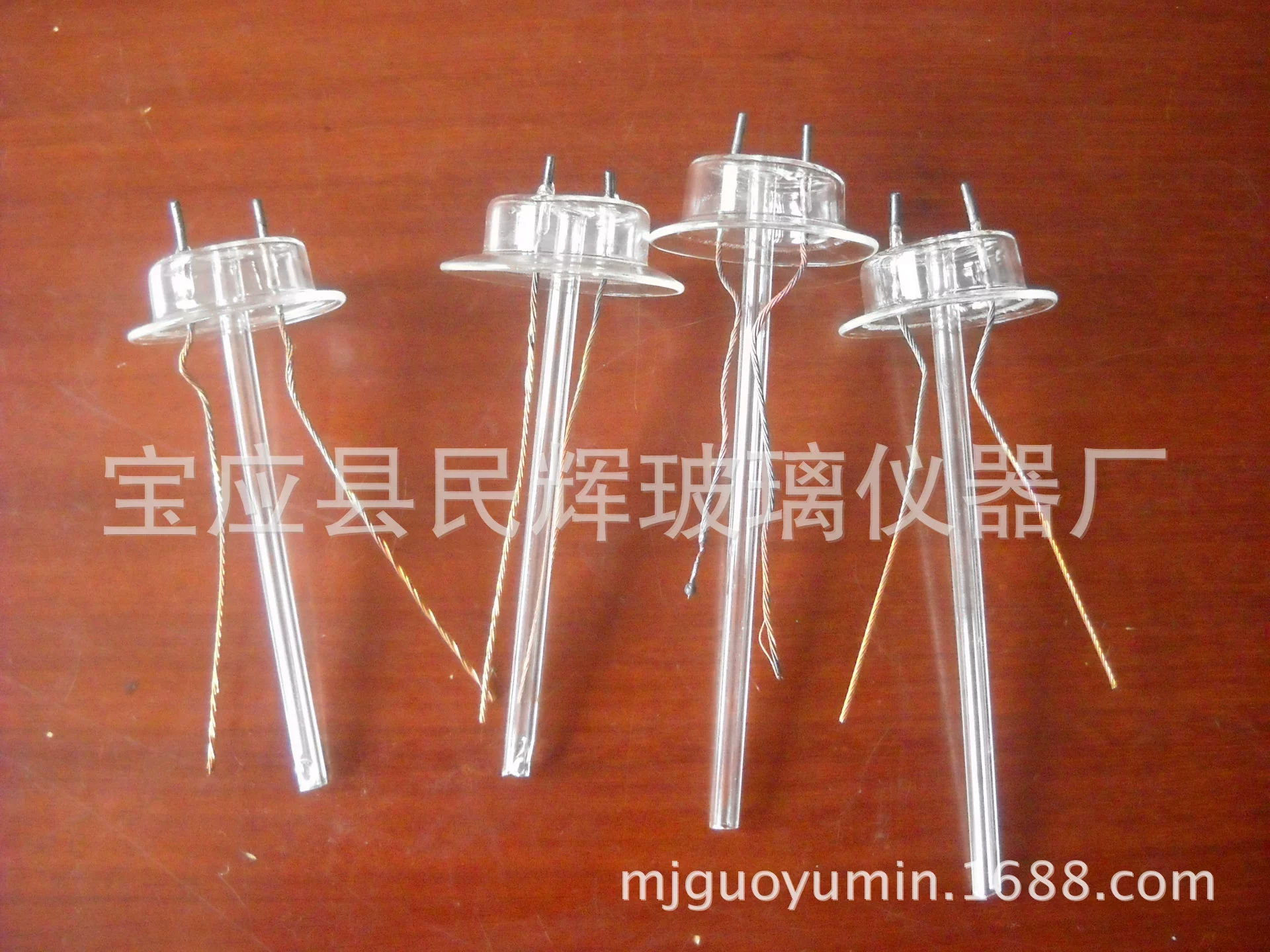 Фабрика оптовая стеклянная вырубленная сердцевина плоской сердцевинной колонны натриево-кальциевое стекло оболочка лампы на заказ различных источников света сердцевина