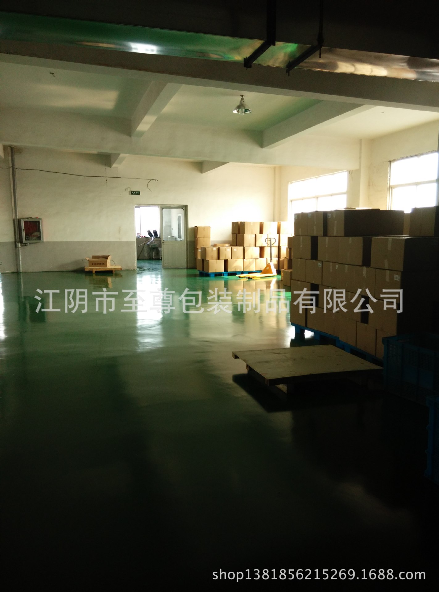 UV电镀生产车间