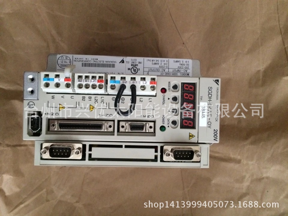YASKAWA(安川）伺服驱动器 SGDH-04AE-OY伺服电机 询价