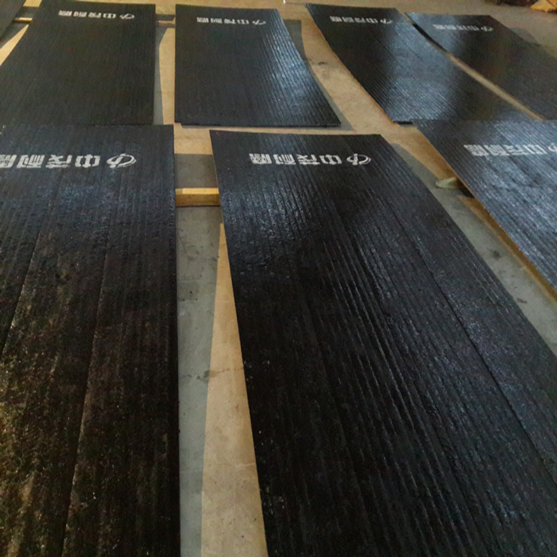 供应耐磨钢板 复合式耐磨衬板 进口材质堆焊耐磨板