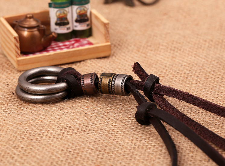 Round Pattern 1 Piece Vintage Style Round Alloy Leather Unisex Necklace