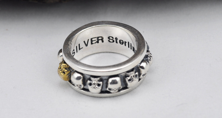 Skull Ring Image 4