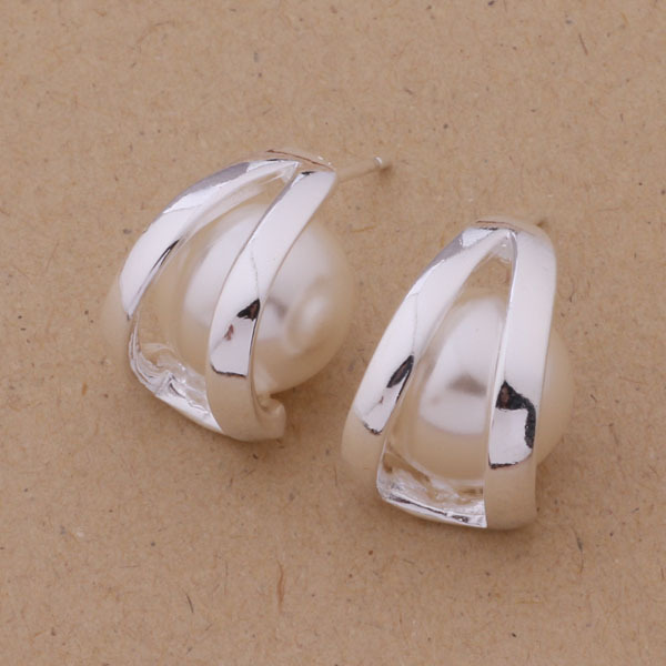 Earring Image 2