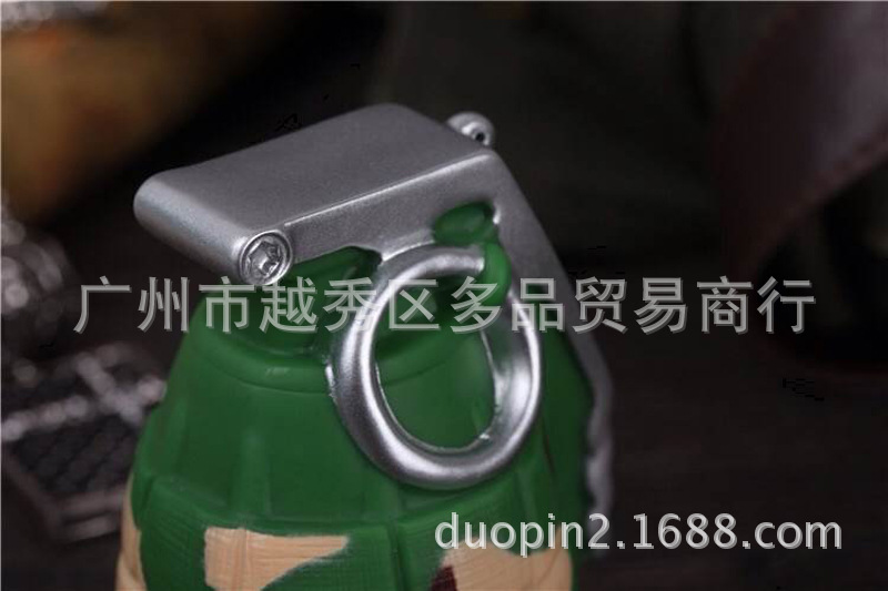 厂家直销 新款 创意手榴弹2600MAH移动电源 手雷充电宝6