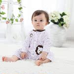 �����Ӥ������Ӥ�������´������ͷ�ɫ��С����ѾǰС