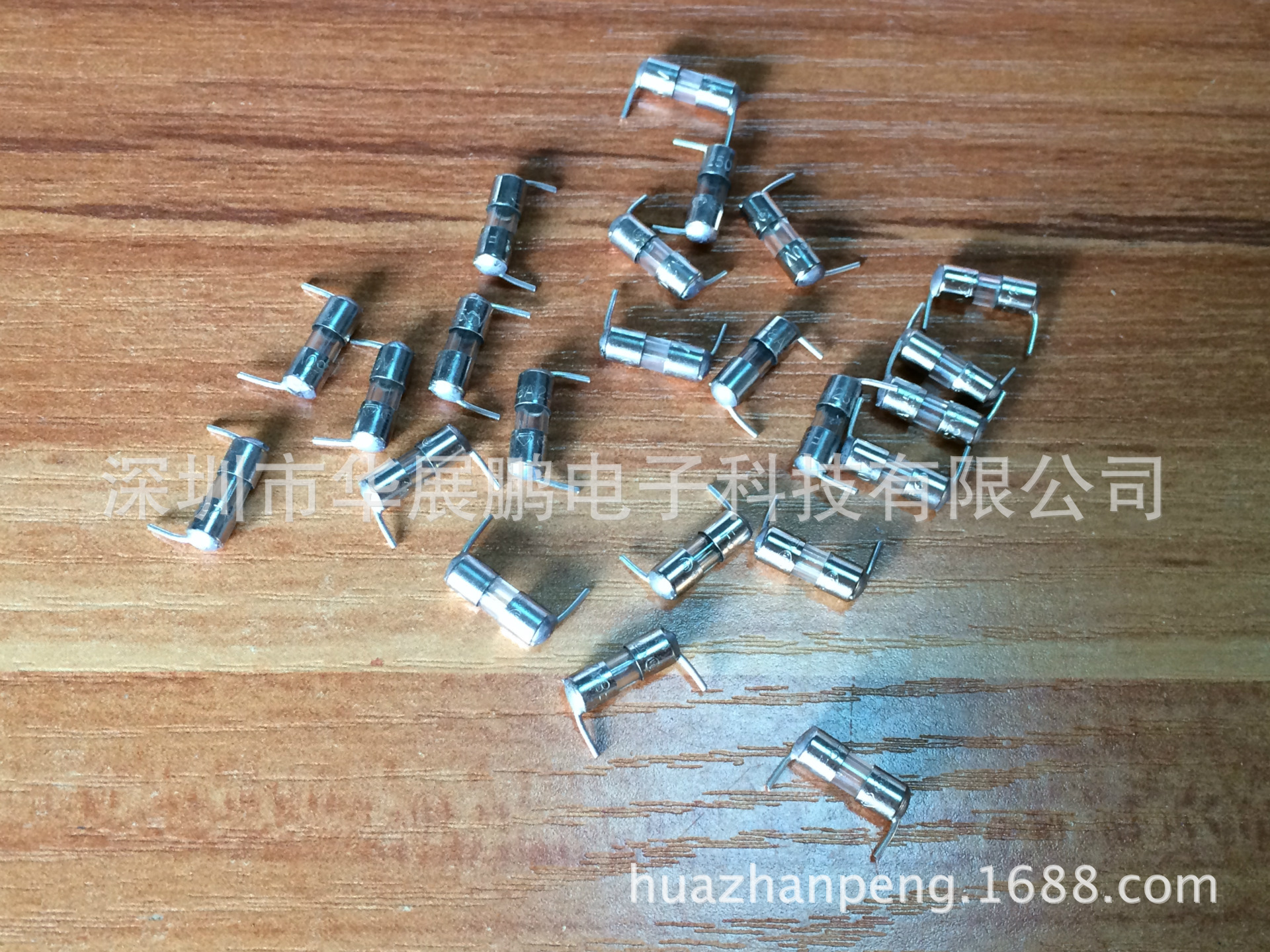 厂家长期直销3.6*10电流保险丝 单帽 弯角成型 卧式 立式 保险丝