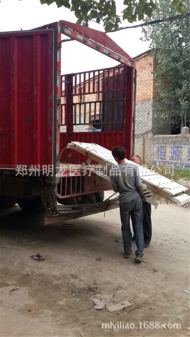 E921C8105CDBB27AE4EE7F60256097