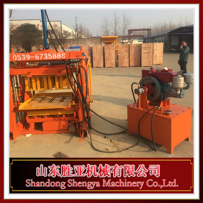 柴油款砖机 液压砖机 柴油空心砖机QTJ4-40 销往非洲