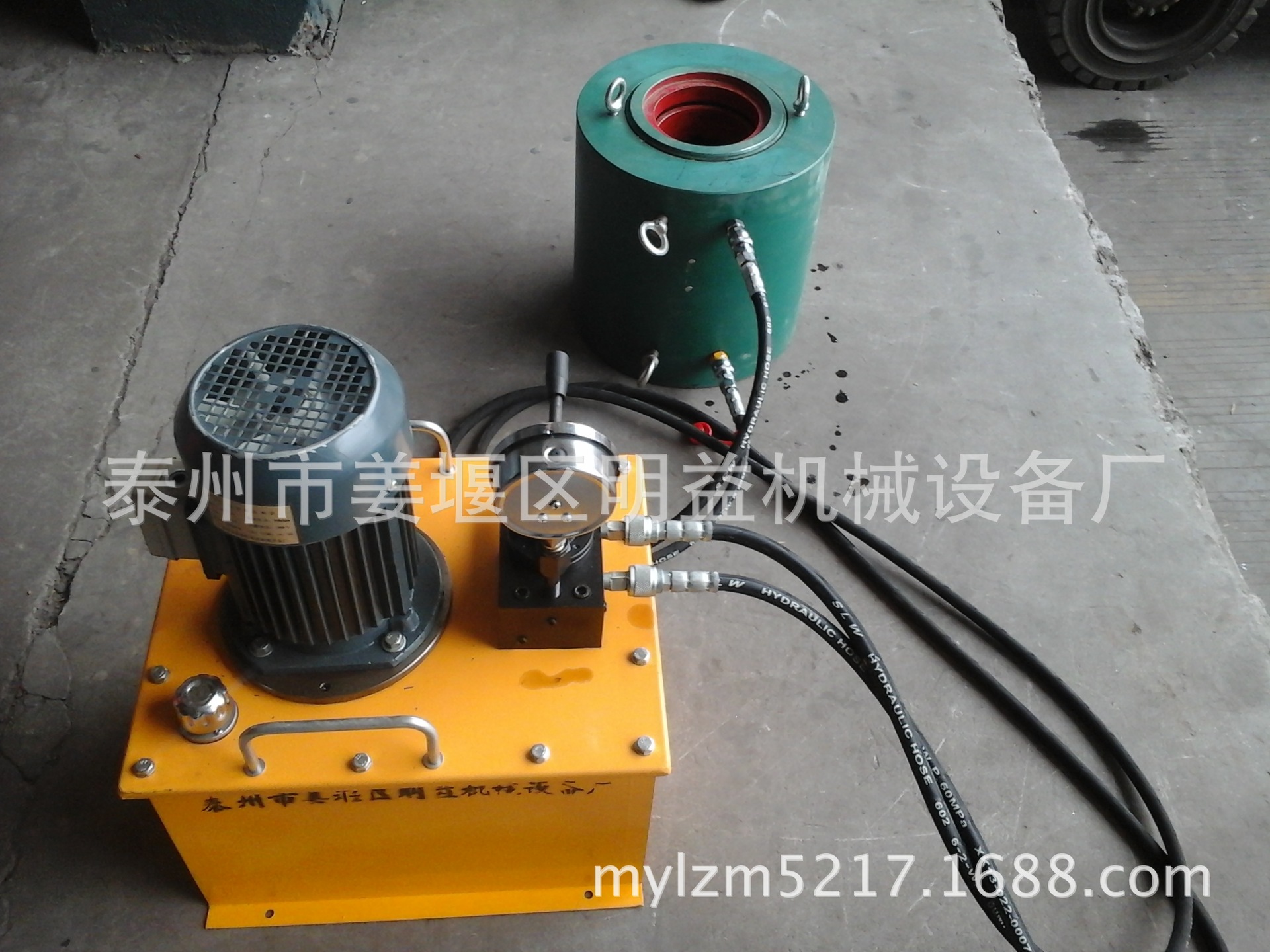 千斤顶系列产品>大吨位双作用千斤顶 ，双作用中空液压千斤顶RRH