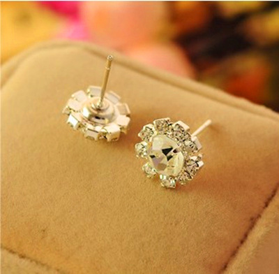 Fashion Crystal Gemstone Stud Earrings Sun Flower Ear Studs Flowers Floral Zircon Ear Studs display picture 9