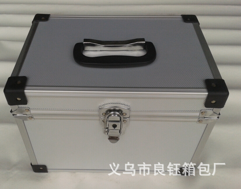 厂家大量定做电焊机箱 电焊机工具箱 电焊机铝箱 直角电机工具箱