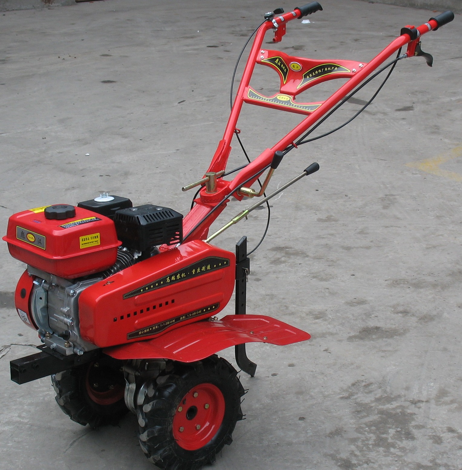 农村耕地用的机器-彪汉牌汽油微耕机，小型汽油微耕机，
