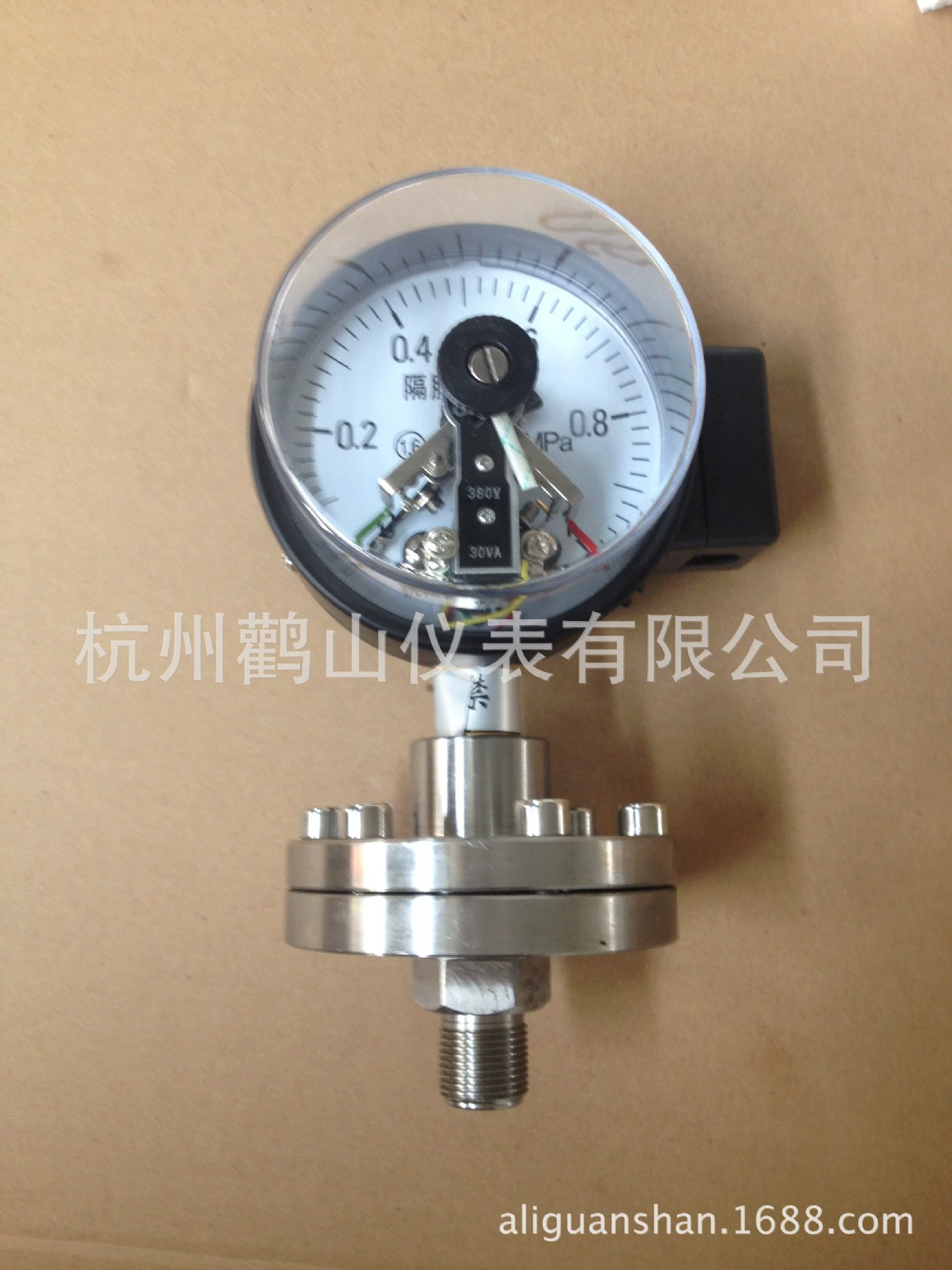 YXC100/ML мембранный электрический контактный манометр с резьбовым соединением электрический контактный манометр прямая продажа с фабрики