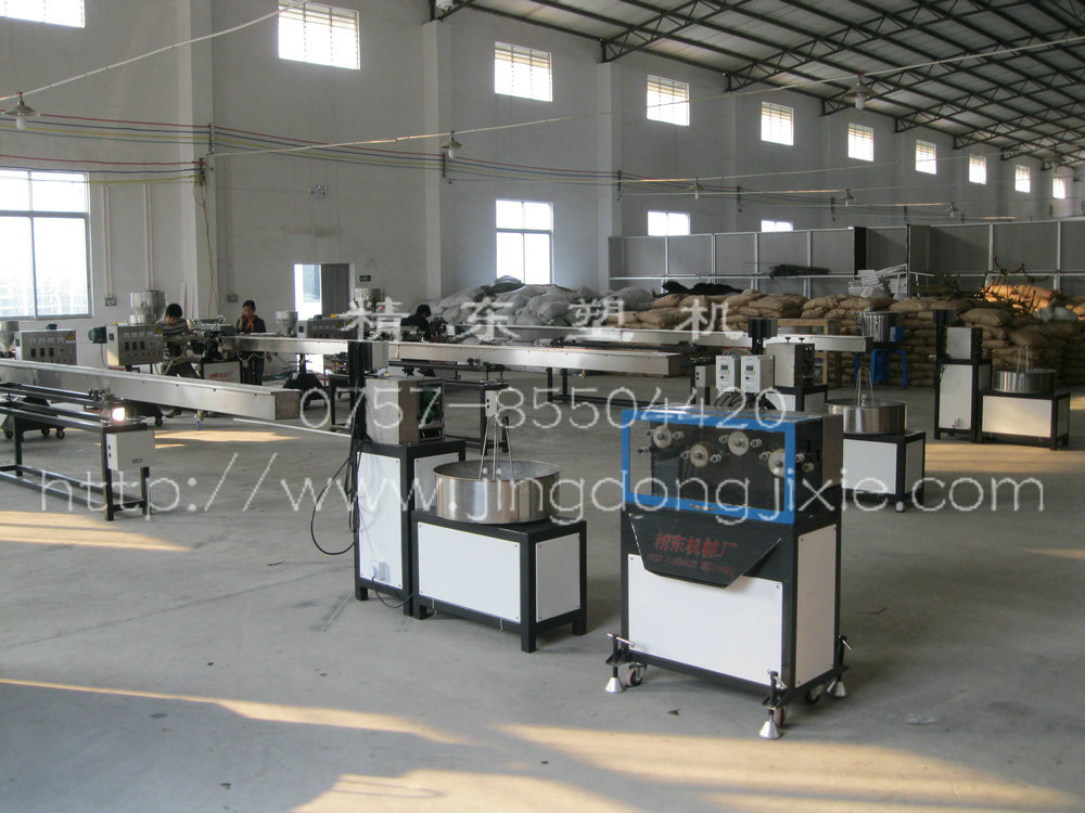 精东塑机0757-85504420仿藤厂现场5