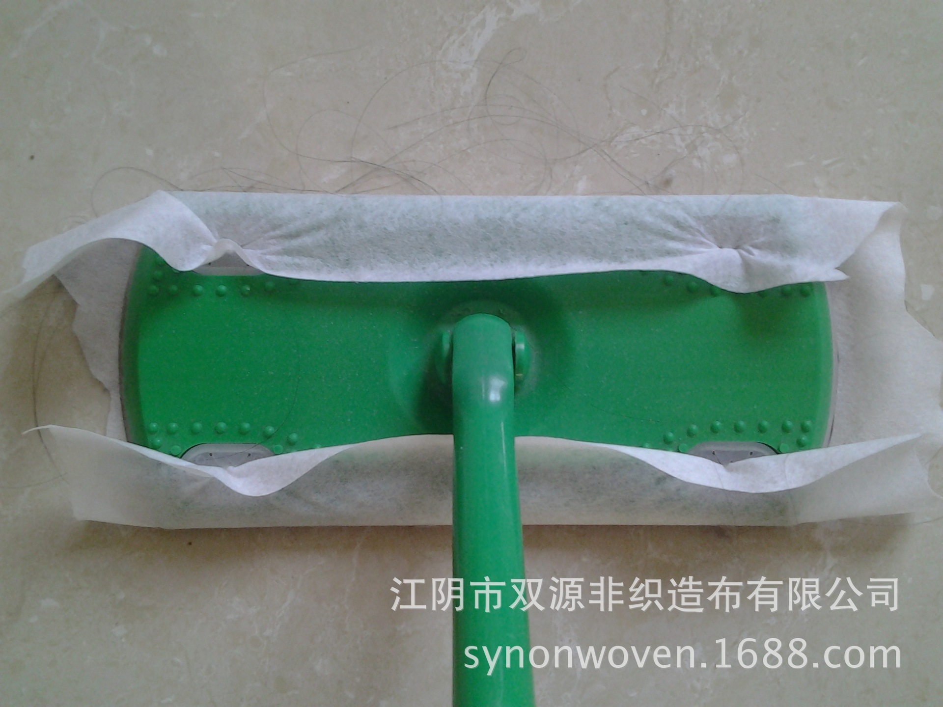 无纺布厂家15年专业供应 静电吸尘布 涤纶水刺无纺布